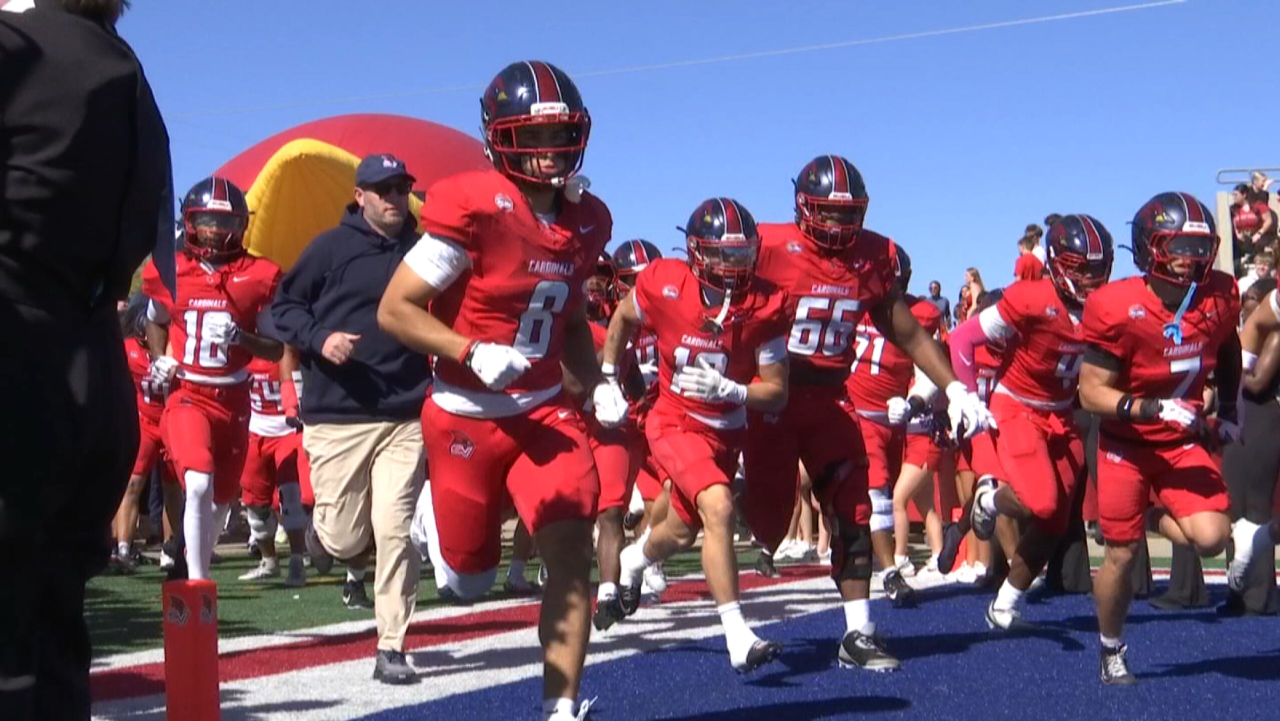 Saginaw Valley State Falls to Davenport in Homecoming Matchup
