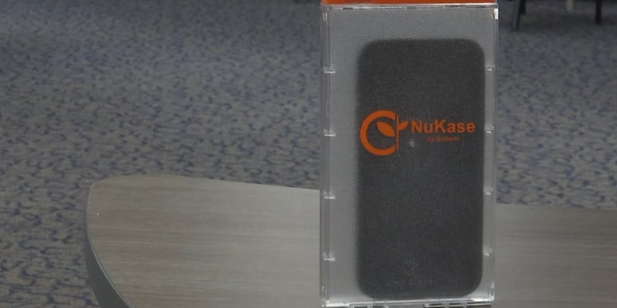 Michigan’s new phone ban takes effect in Merrill classrooms