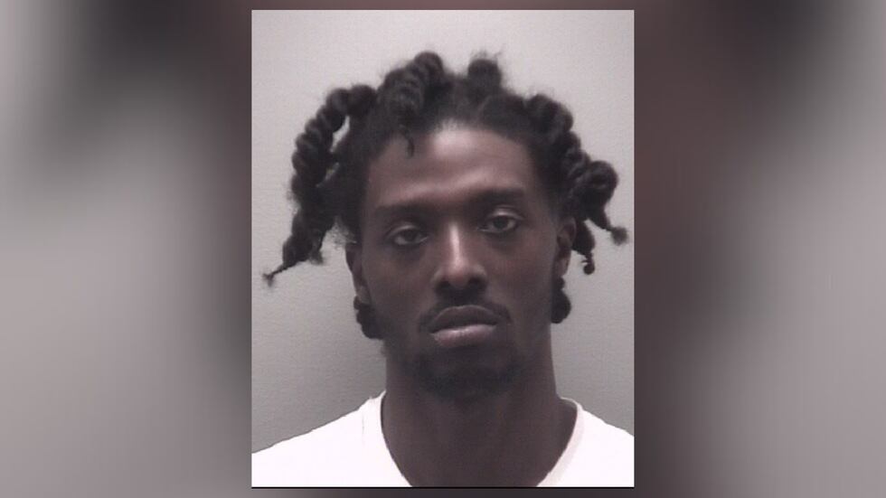 Police believe 23-year-old Tyrell Davenport abducted his half-sister 15-year-old Ronique Poteat,
