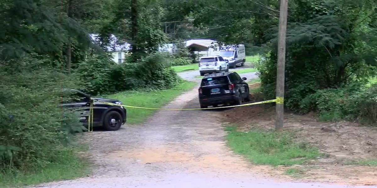 University of Alabama student, friend and dog all found killed in home where student was pet sitting, police say